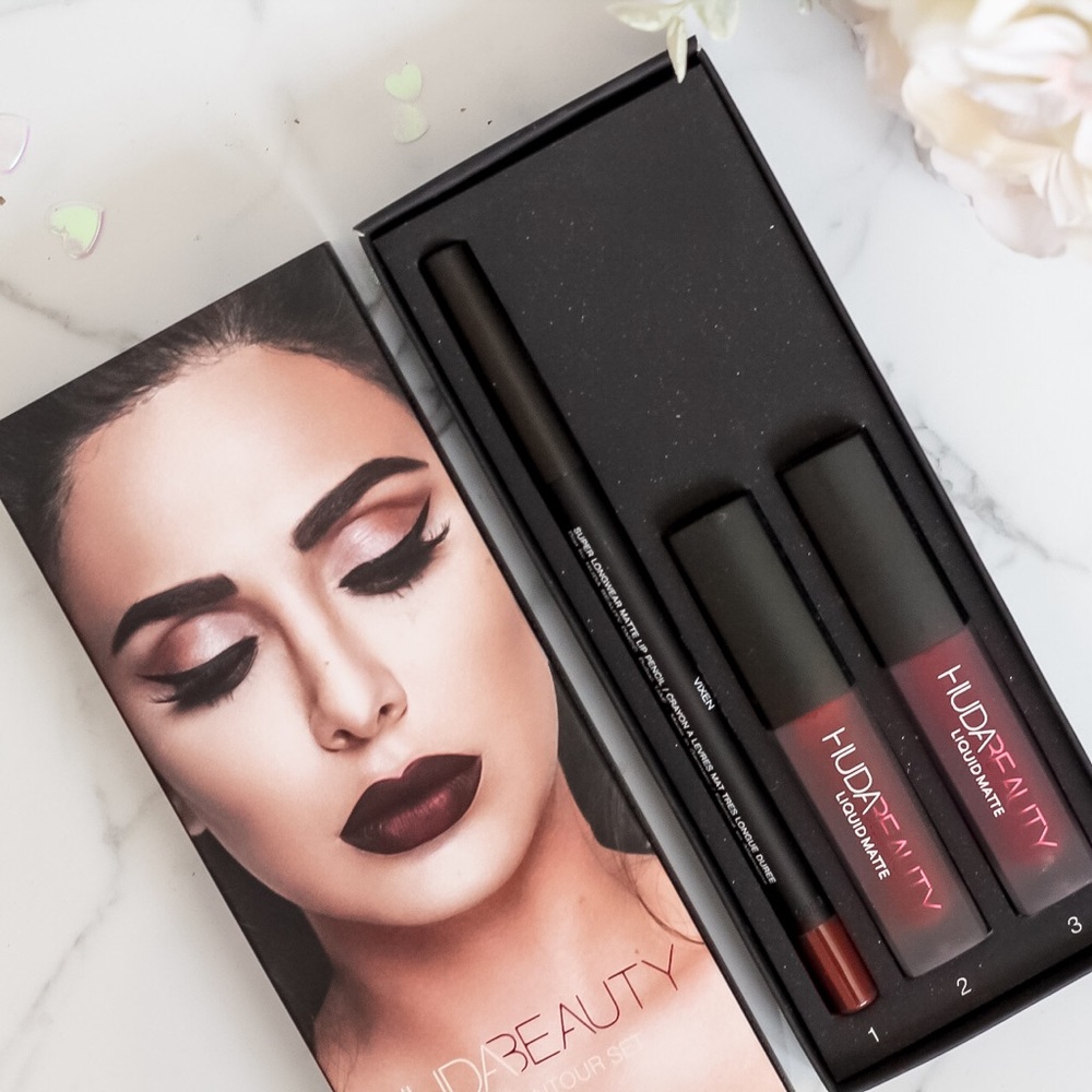 Huda Beauty Lip Contour Set